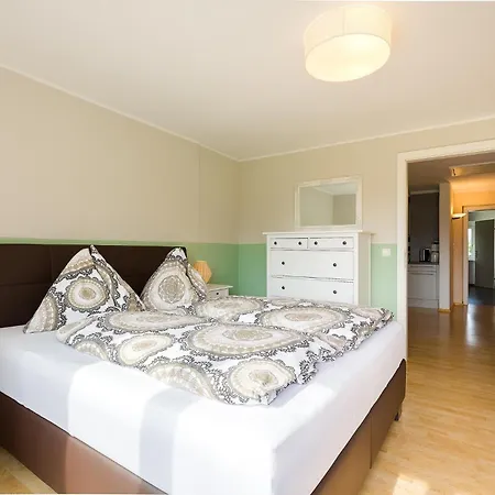 Mueller Turmfalke *